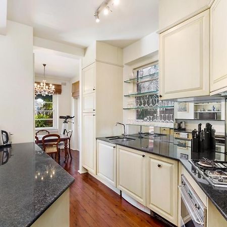 Double Bay Harbour-Front Apartment With Stunning Views Σίδνεϊ Εξωτερικό φωτογραφία