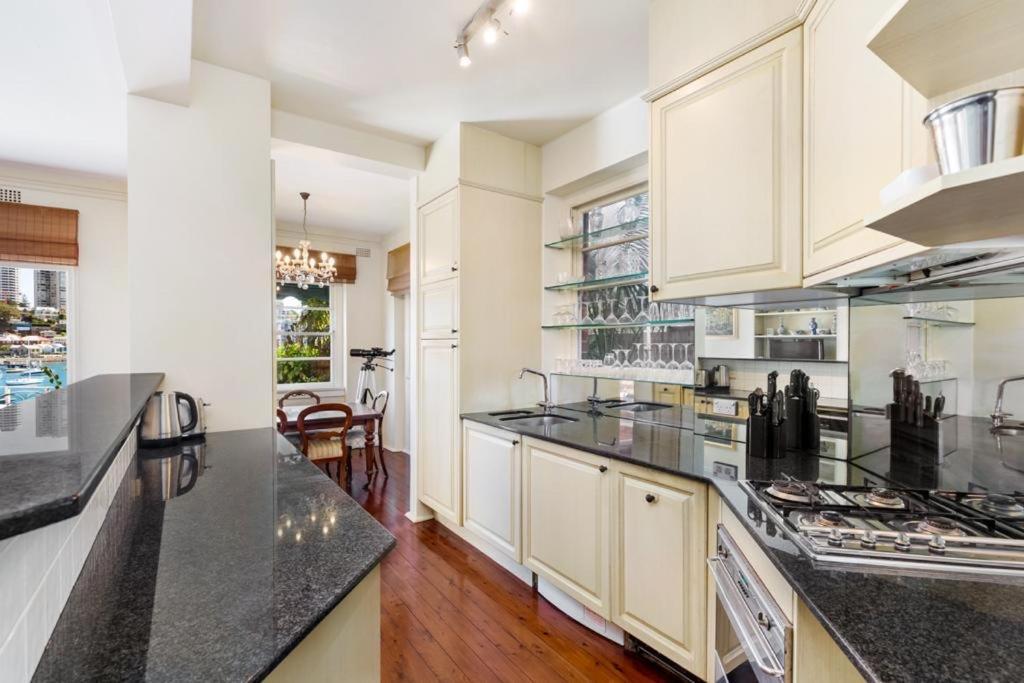 Double Bay Harbour-Front Apartment With Stunning Views Σίδνεϊ Εξωτερικό φωτογραφία
